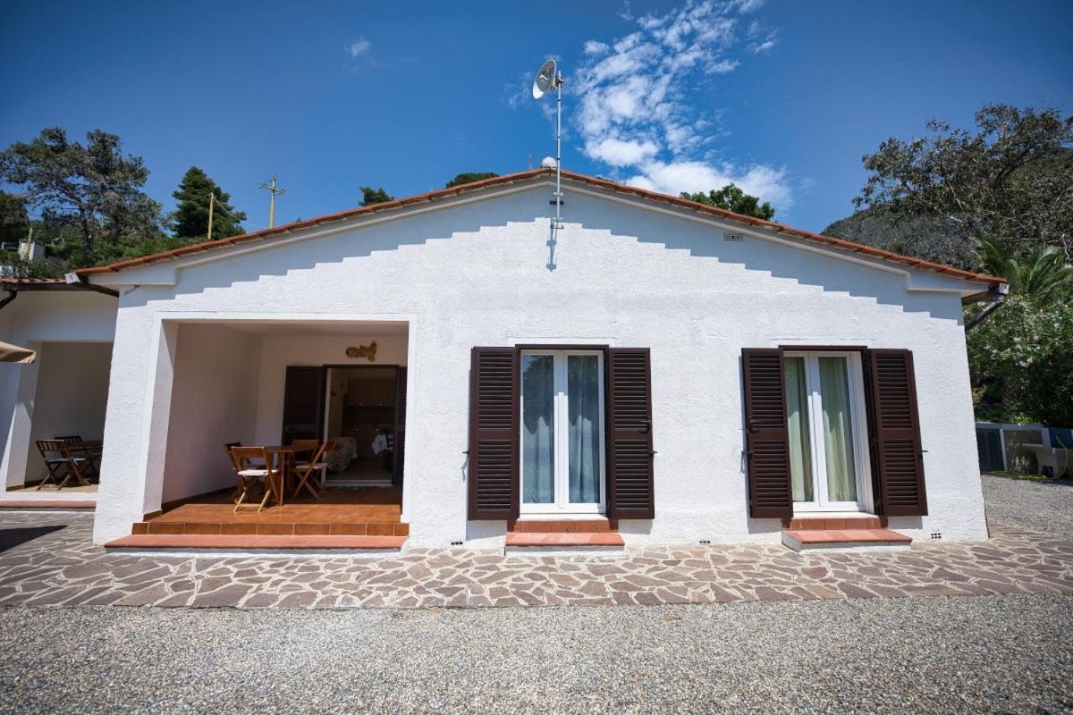 Alloggi Del Mirto A Morcone - Goelba Capoliveri  Exterior photo