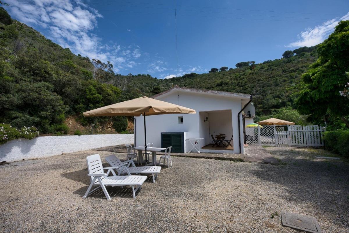 Alloggi Del Mirto A Morcone - Goelba Capoliveri  Exterior photo