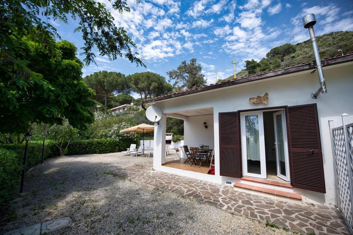 Alloggi Del Mirto A Morcone - Goelba Capoliveri  Exterior photo
