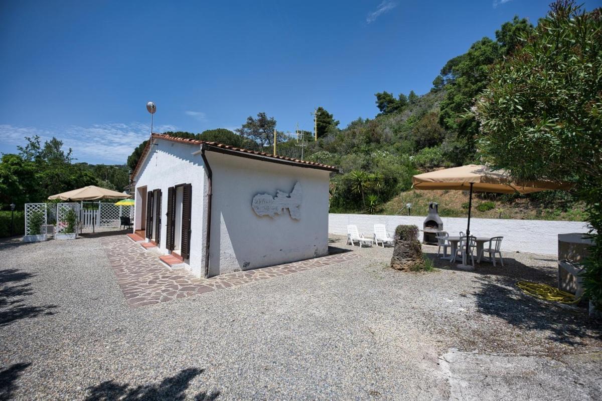 Alloggi Del Mirto A Morcone - Goelba Capoliveri  Exterior photo